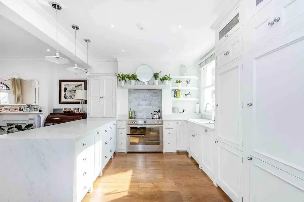 Luxury 3-bed Apartment in Central London