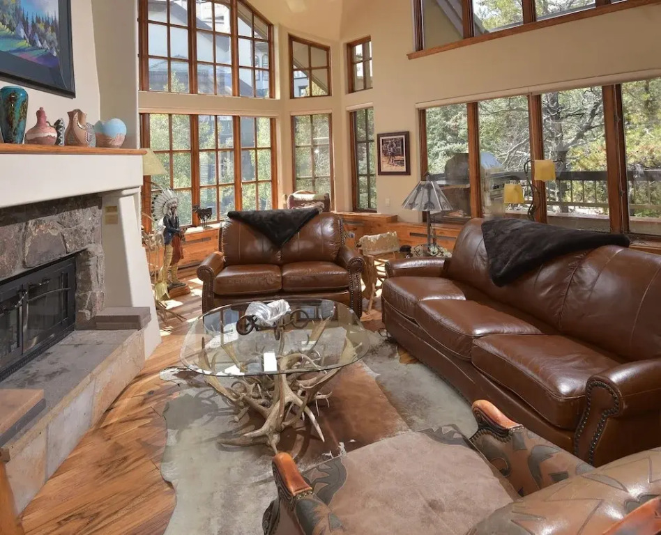 The Pines 401