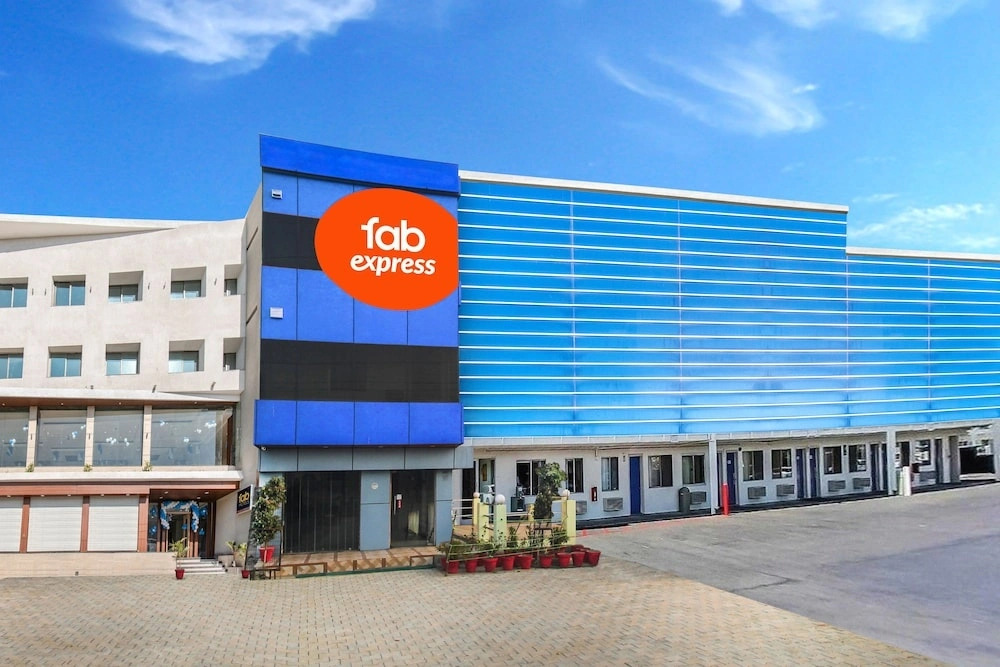 Fabexpress Radha Regent