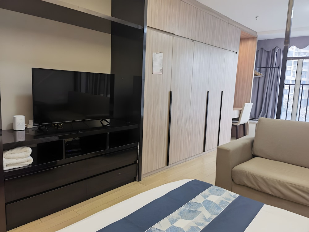 Yazhi Apartment