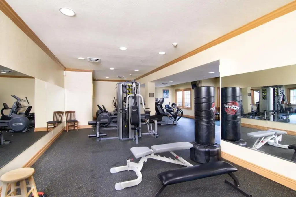 Table Rock Escape at Pointe Royale