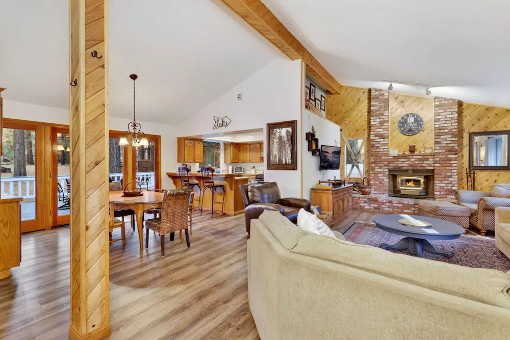Evergreen Escape-1322 by Big Bear Vacations