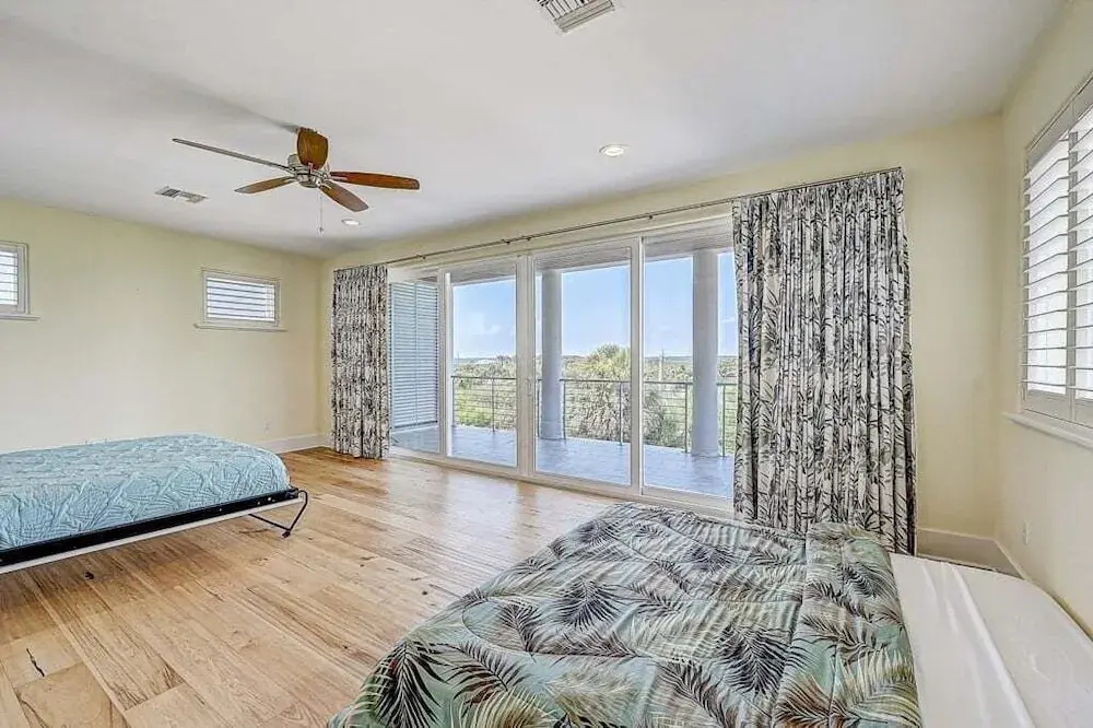 Ocean Paradise 4 Bedroom Home