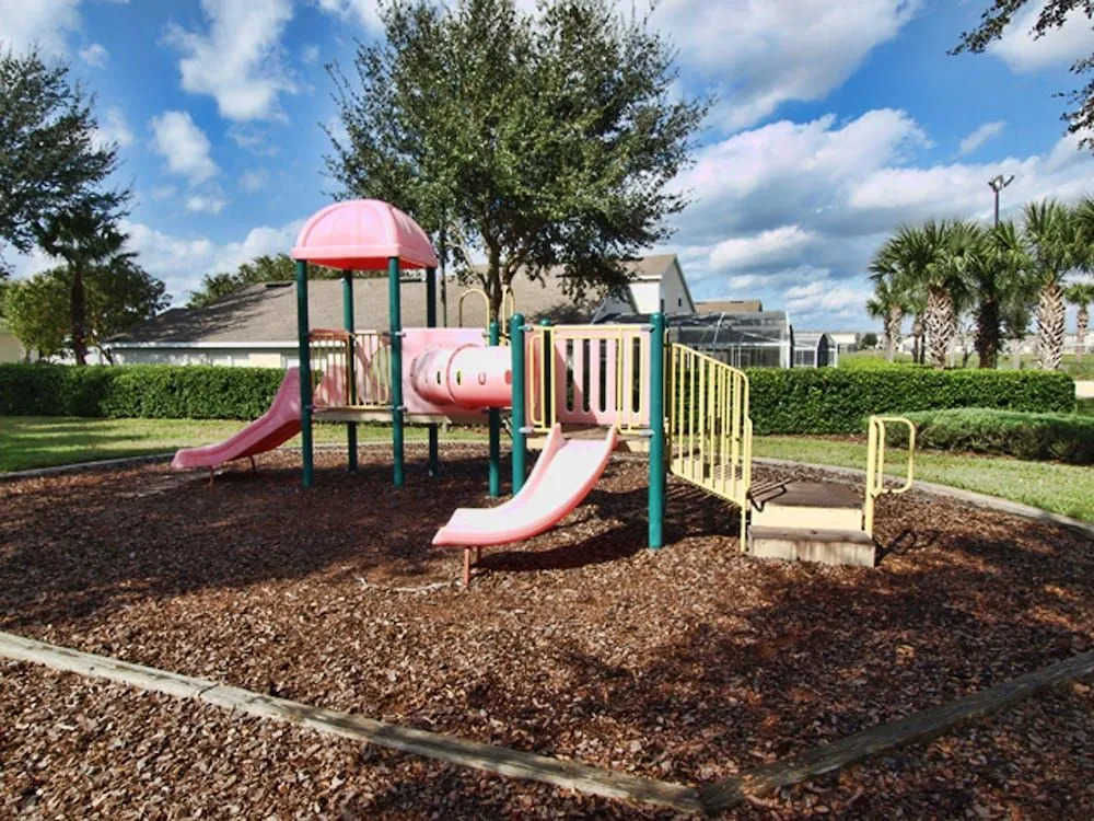 Hampton Lakes 863