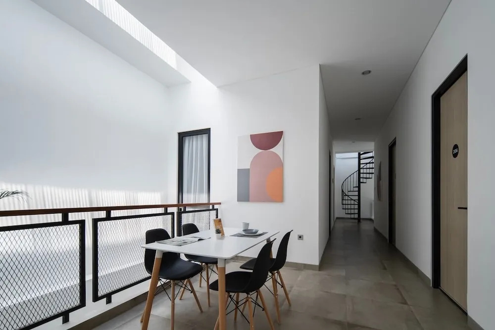 Cove River Haus