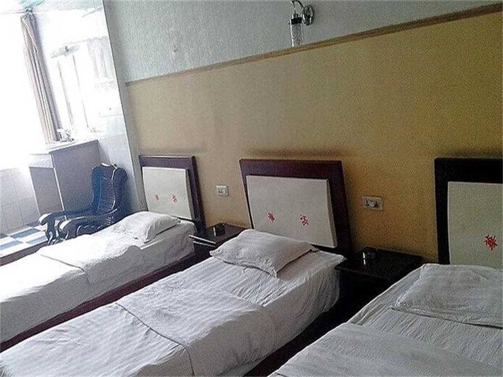 Xuanhan Huaxin Hotel