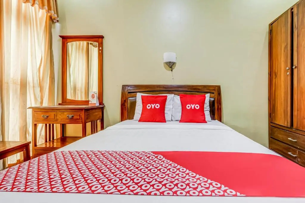 OYO 91036 Hotel Simpang Lima Gkpri