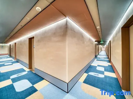 HanTing Hotel (Hangzhou Binjiang Xingguang Avenue Pedestrian Street)