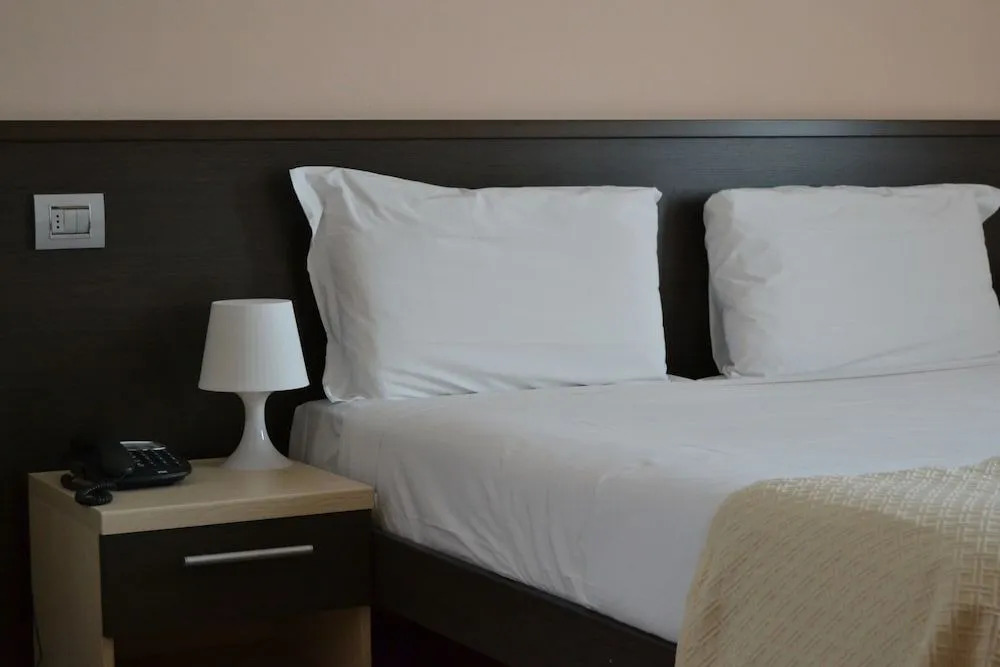 Cornelle Hotel