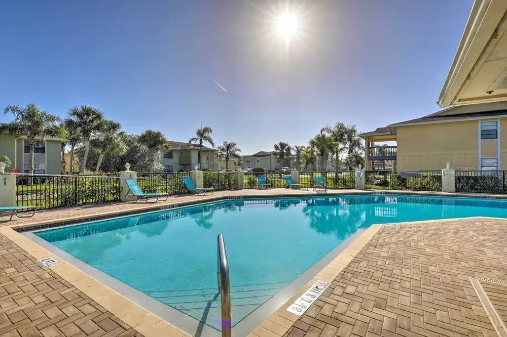 Sunny St Augustine Condo w/ Wifi - Walk to Beach!