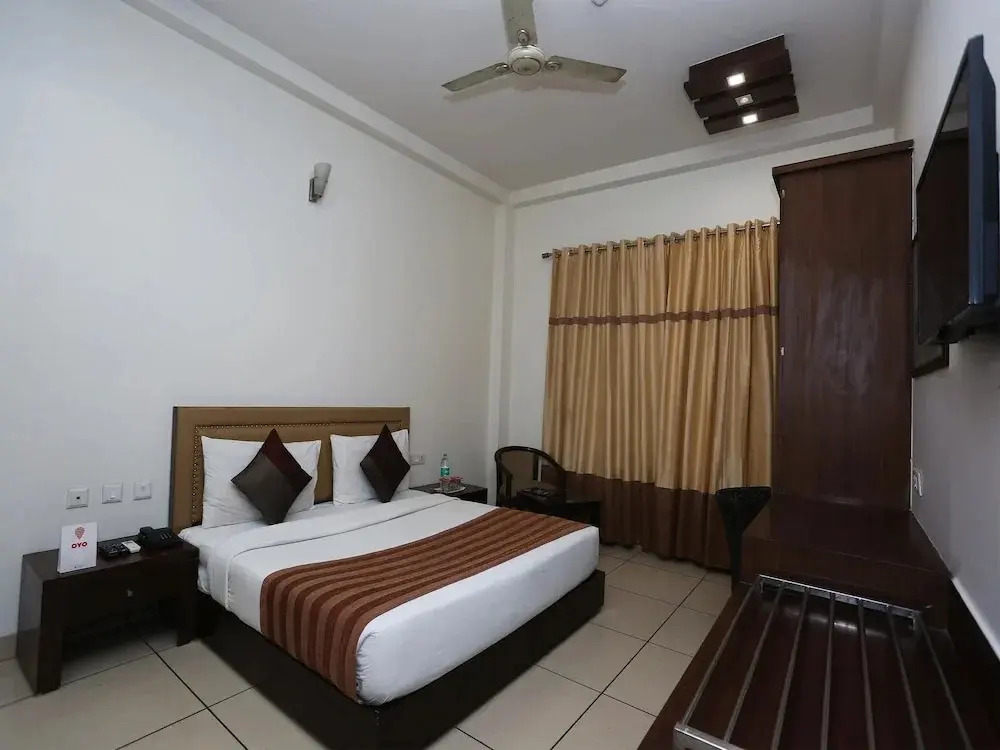 Finestays Homestay