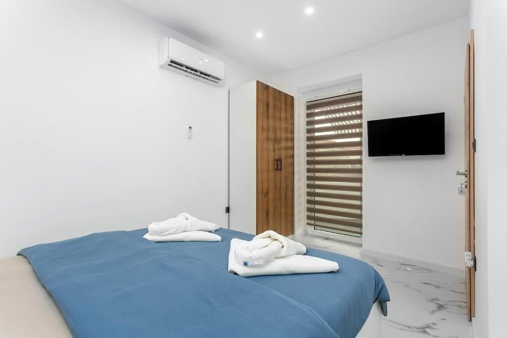 Villa Nela Apartments Sea View
