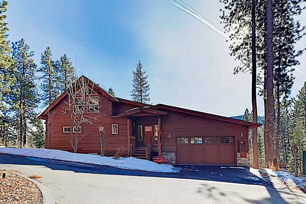 New Listing! Large Donner Lake W/ Water View 4 Bedroom Home