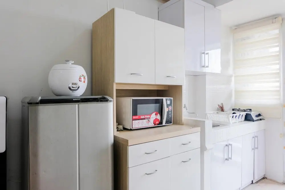 Cozy and Elegant Studio Bintaro Park View Apartment