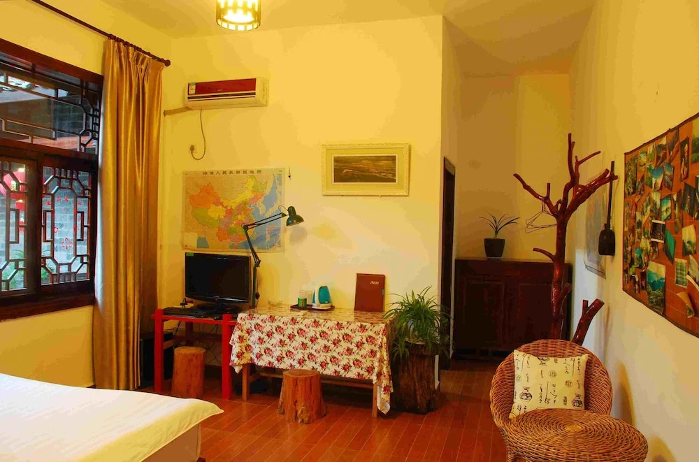 Yangshuo Dongling Resort