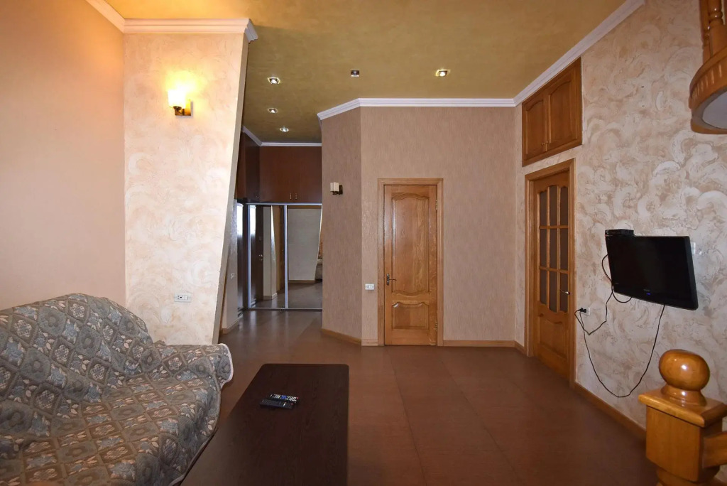Rent Inn Yerevan (Рент Инн Ереван) на улице Налбандяна 27