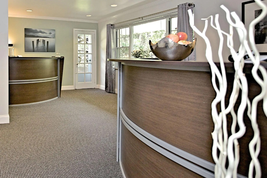 Shadyside Inn All Suites Hotel