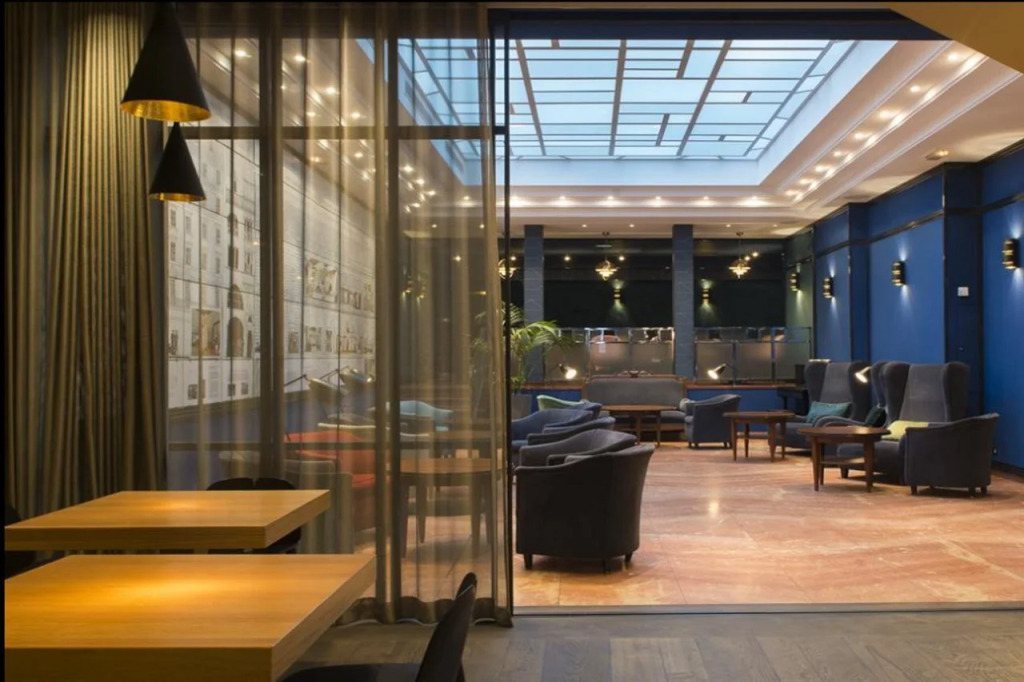 HANNONG Hotel & Wine Bar