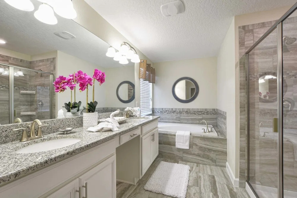 Storey Lake- 6 Bedroom Pool Home- 1653ST