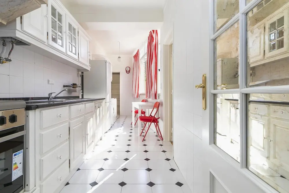 Amazing Apartment With Terrace by Rental4all