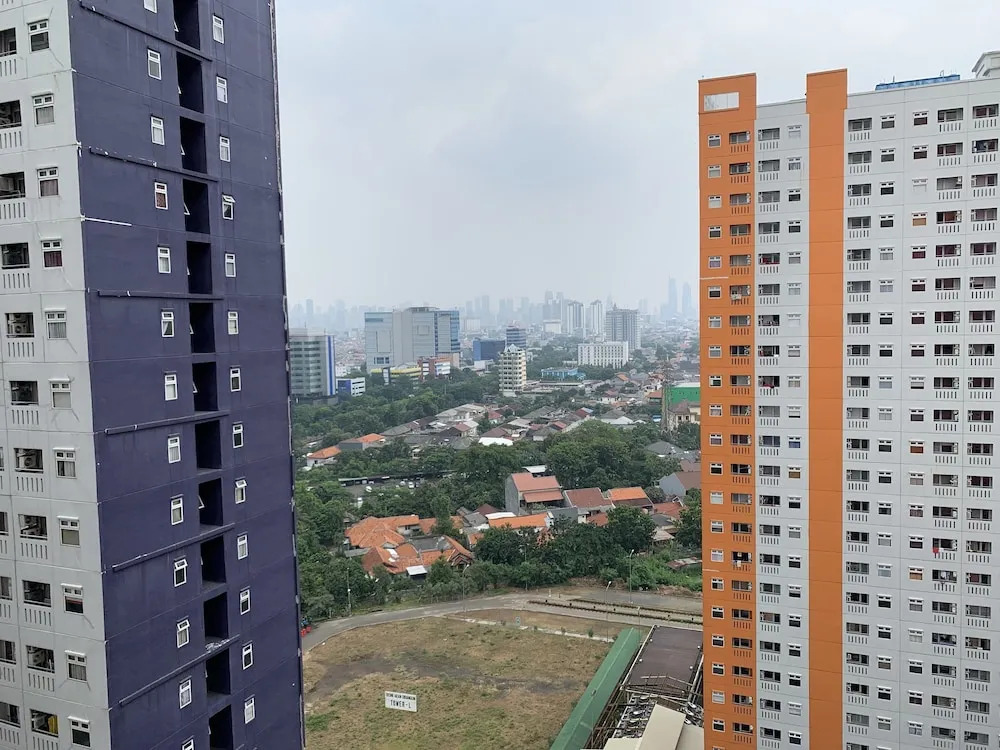 Comfy Studio Apartment for 1 Pax at Green Pramuka City