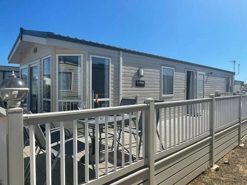 49 Bayside Cove Pevensey Bay Holiday Park