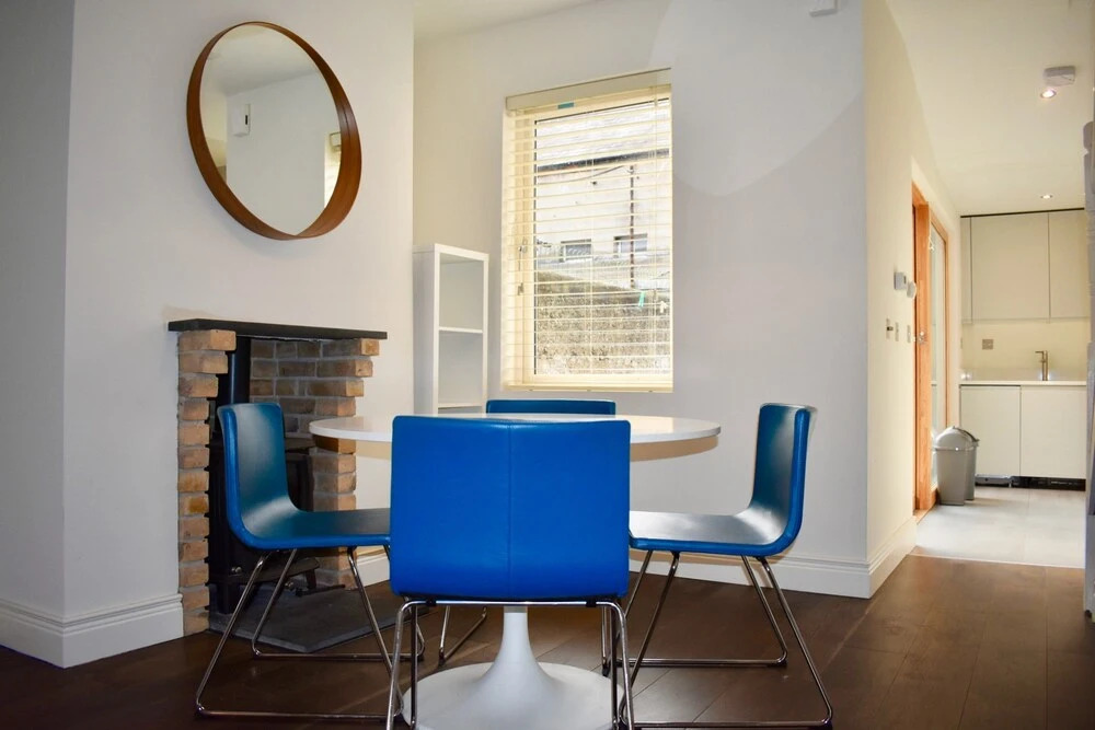 Classic 2 Bedroom Home Near the City Centre