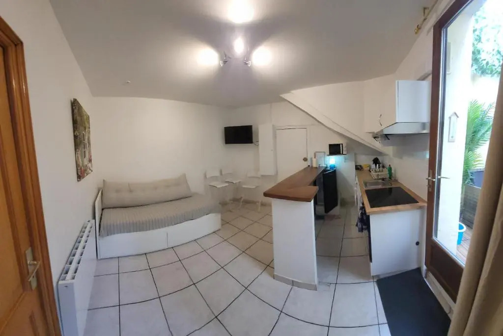 Paris Malakoff Garden Apartments
