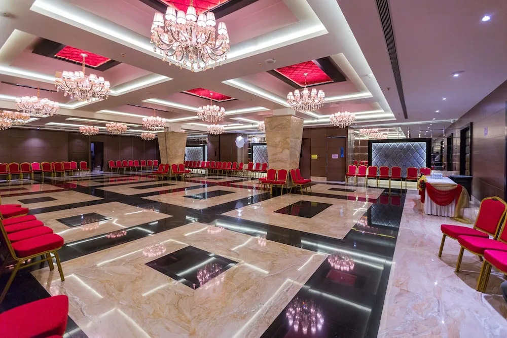 Hotel Satkar Grande