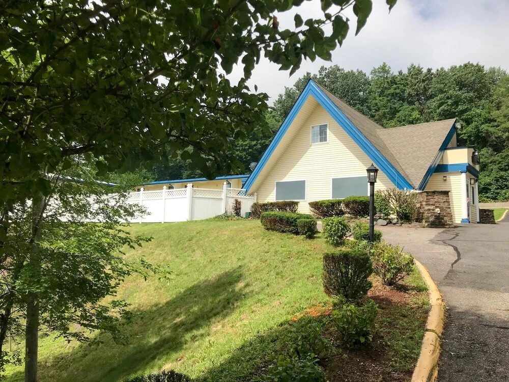 Motel 6 Holyoke MA