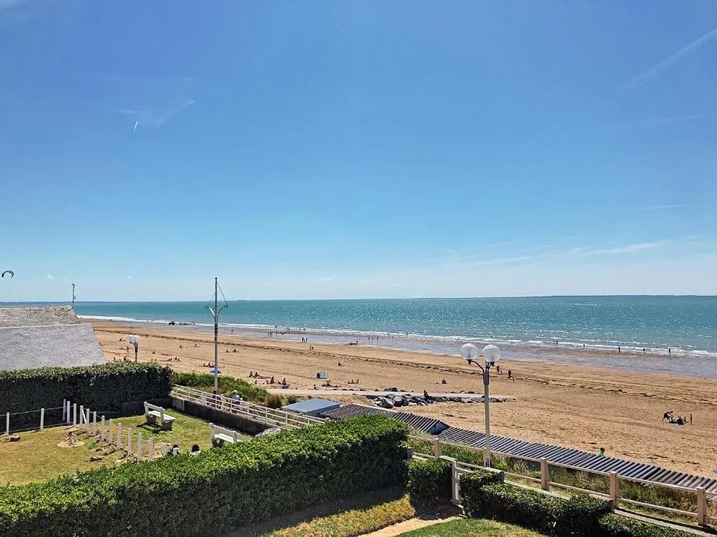 Appartement Jullouville, 2 pièces, 2 personnes - FR-1-361-154