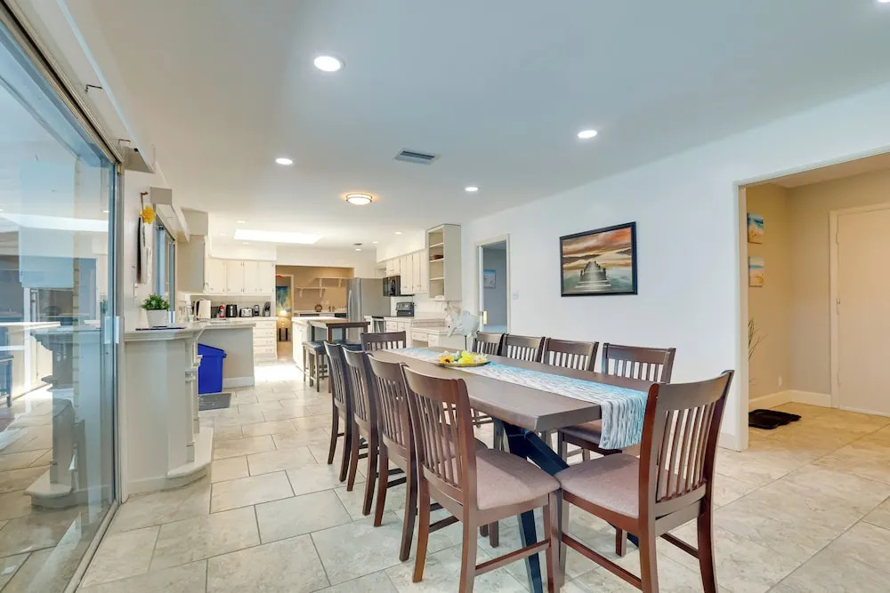 5 Mi to Busch Gardens Tampa Bay: Villa w/ Pool