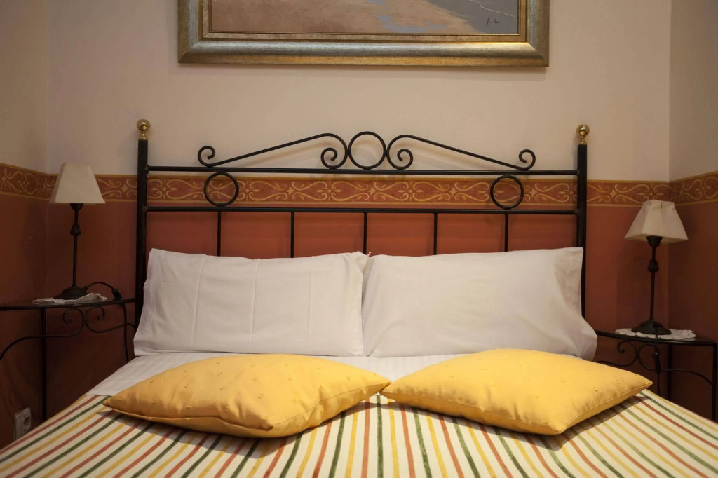 Armesto Rooms