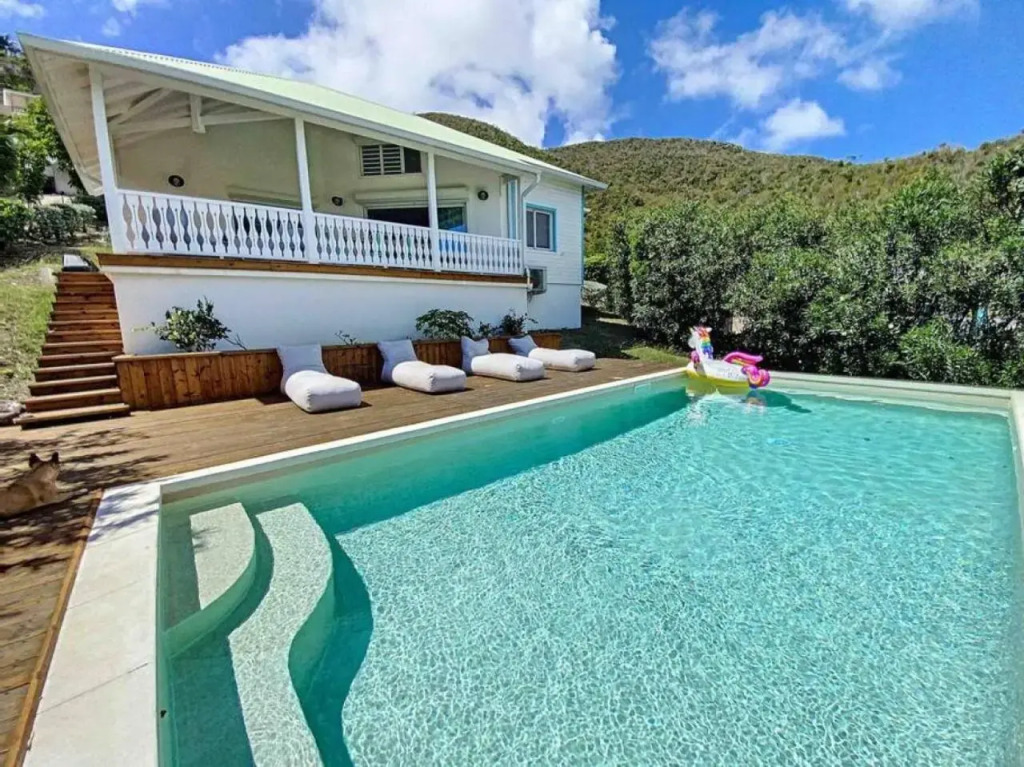 Villa Palmira, 4 min from Orient Bay beach