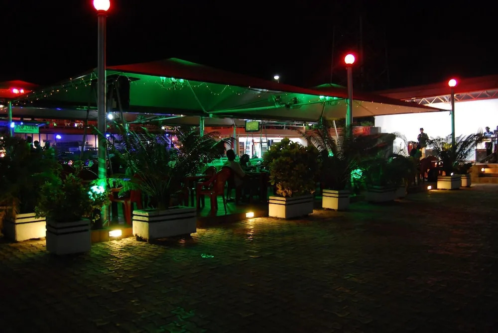 Piccadilly Suites