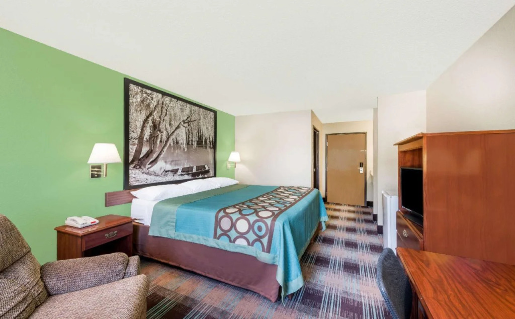 Express Inn Parsons