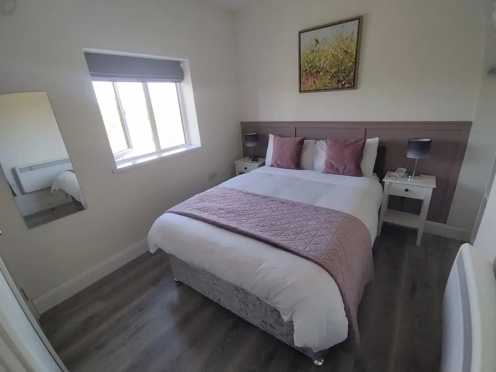 Apartment - Sleeps 4 - Near Aran Islands - Parking