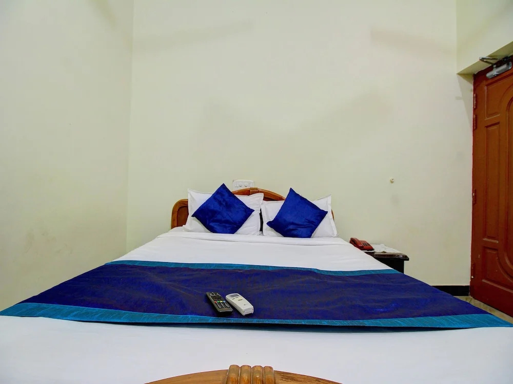 OYO 5672 Vaani Villa