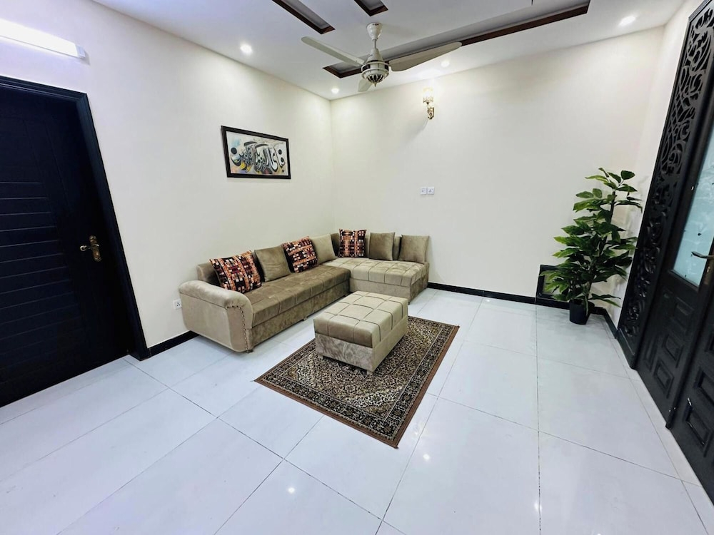 Kashees Lodges