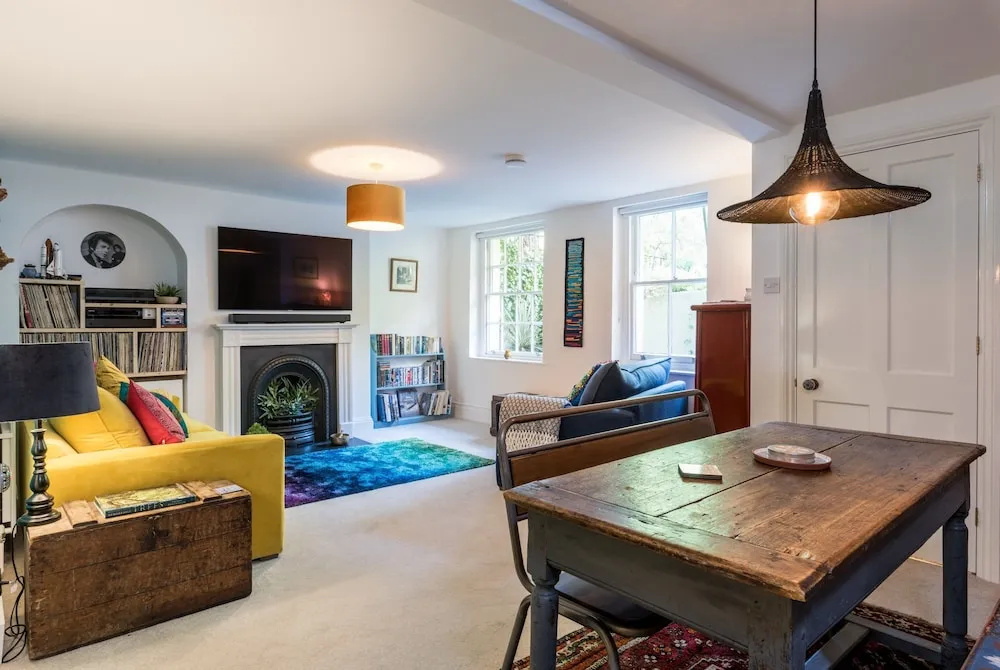 1 Bedroom Apartment Near Central Brighton