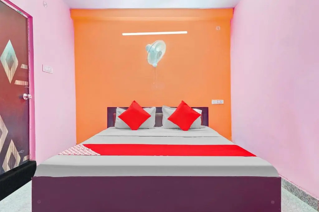 OYO Flagship 83438 Hotel Dream Empire