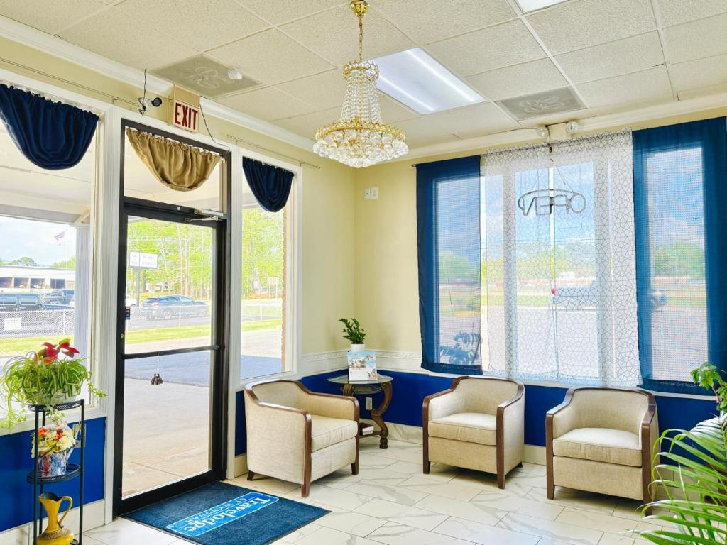 Travelodge by Wyndham Thomasville AL