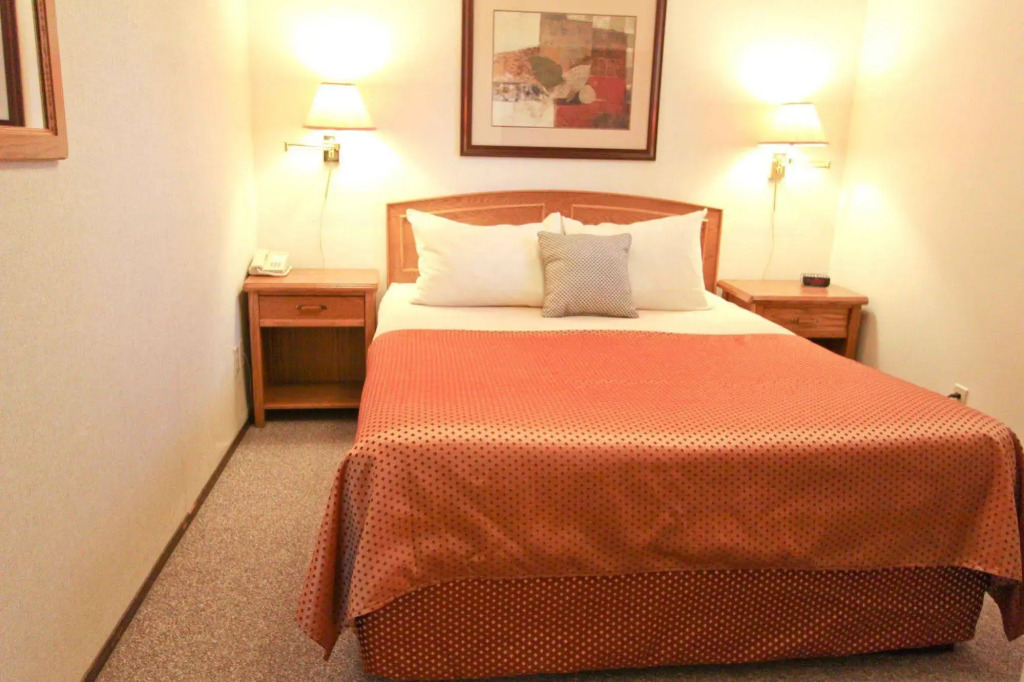 Crystal Springs Lodge