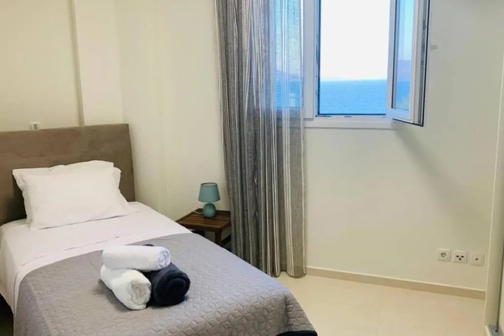 AKROTIRI ELEGANT SUITE No1