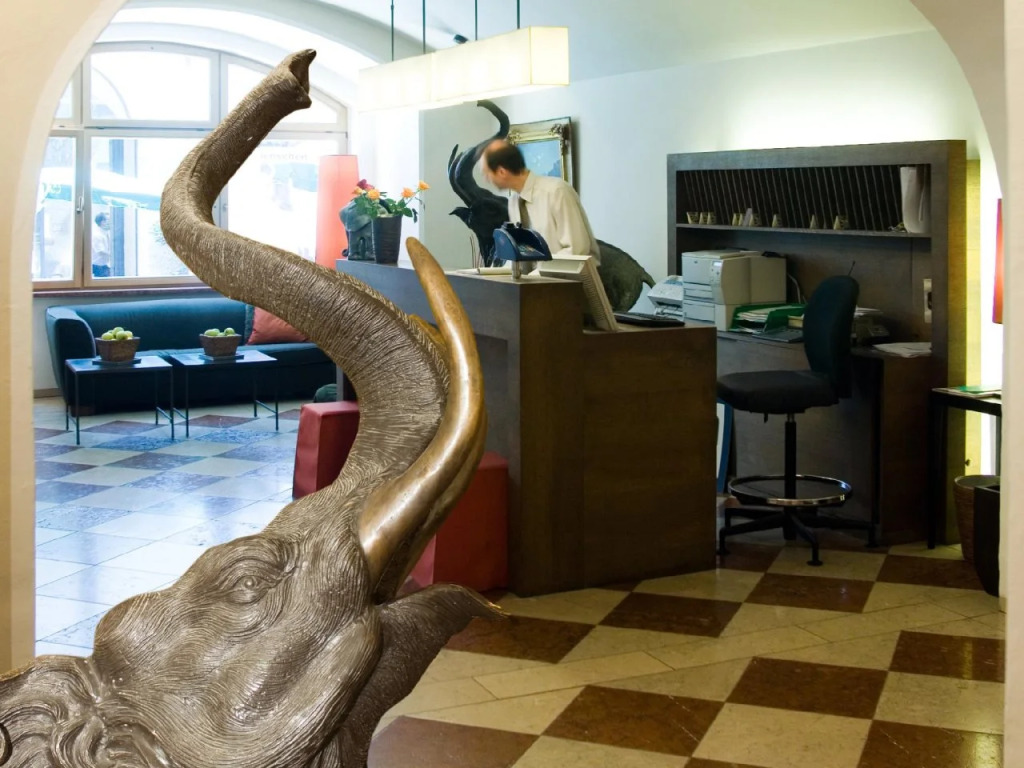 Hotel Elefant