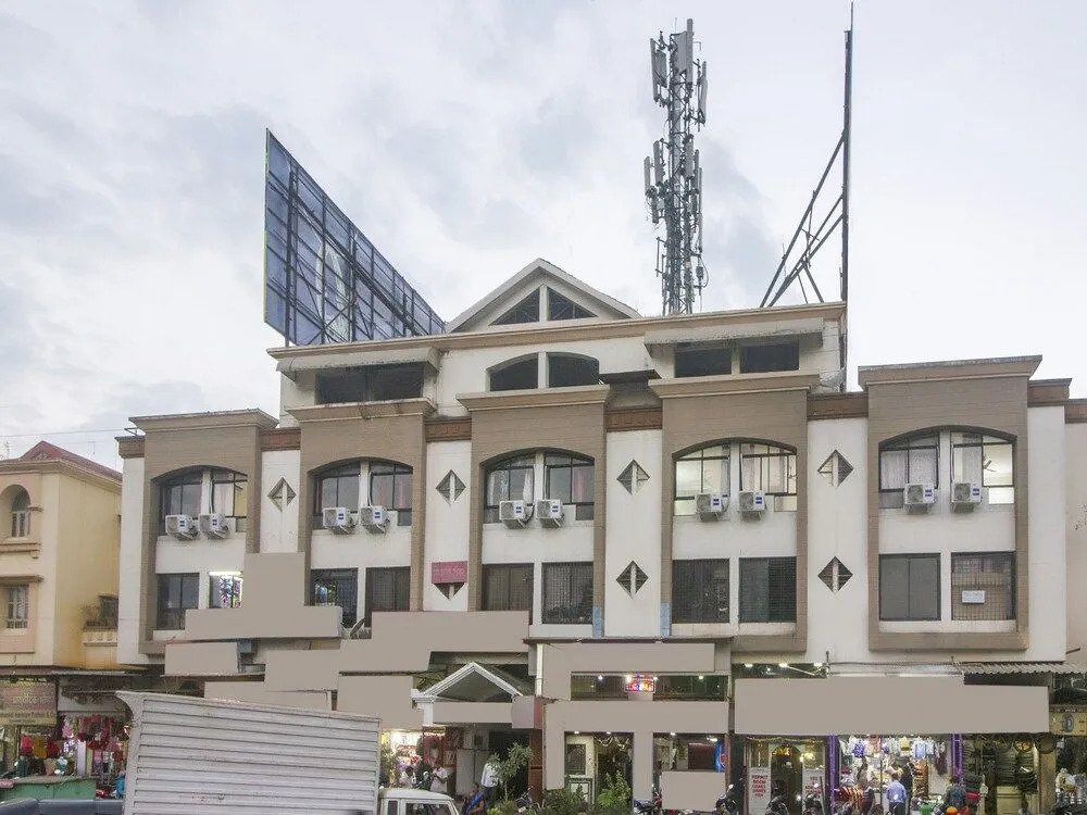 OYO 22772 Hotel Vasantdashmi (purva)