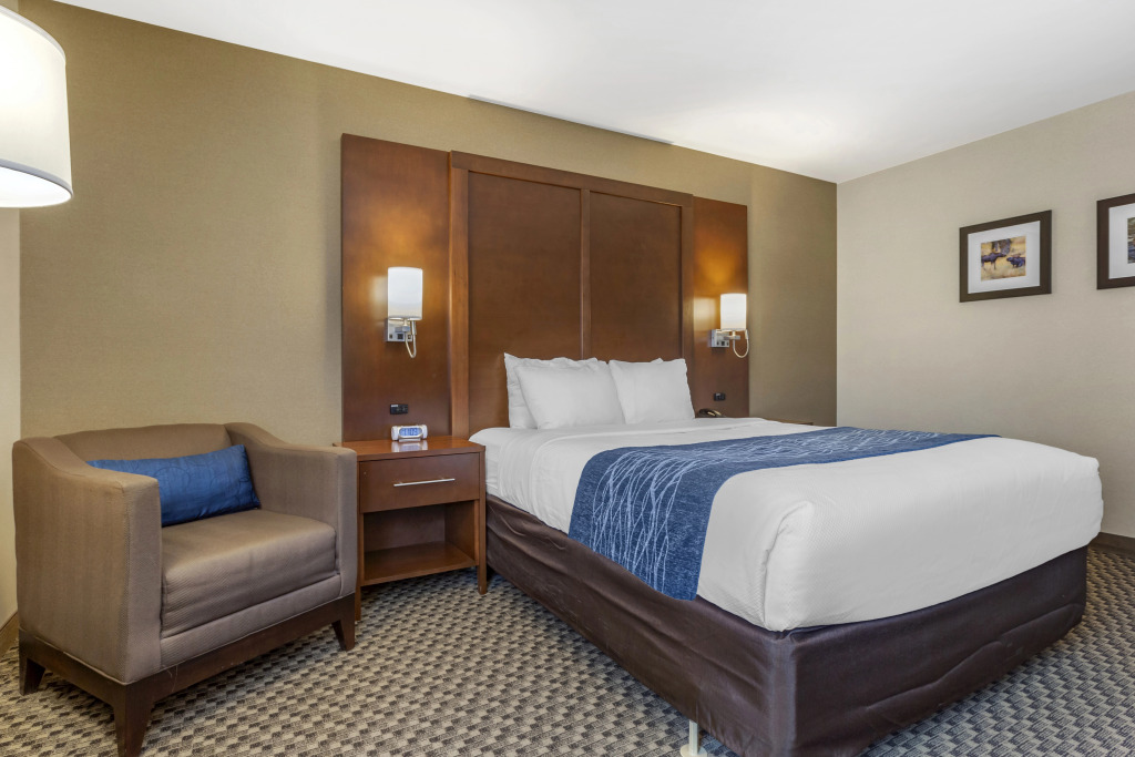Comfort Inn at Buffalo Bill Village Resort