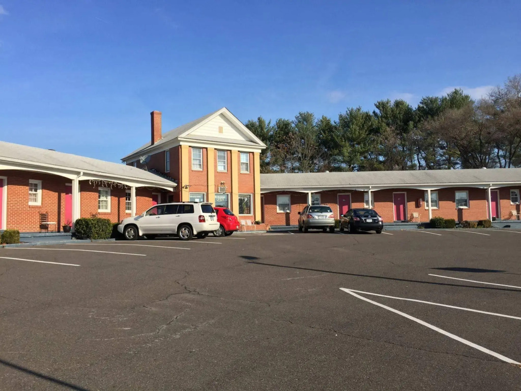 Sleepy Hollow Motel