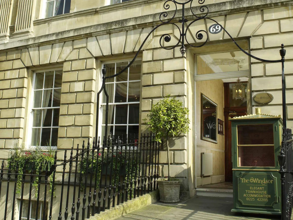The Windsor Townhouse Air conditioned rooms
