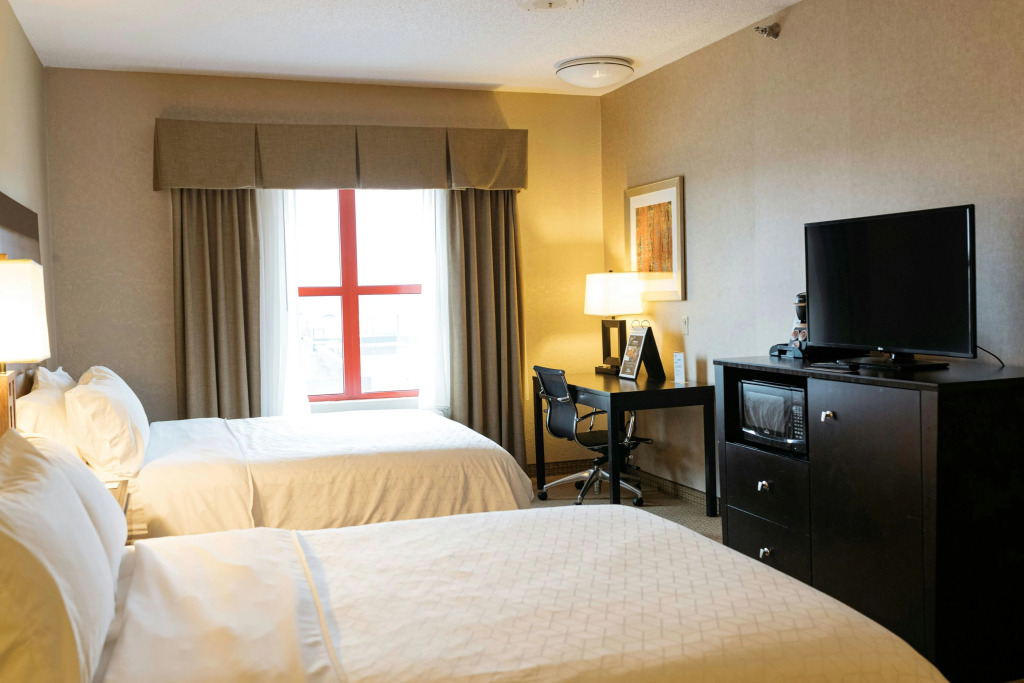 Holiday Inn Express & Suites - Olathe North by IHG
